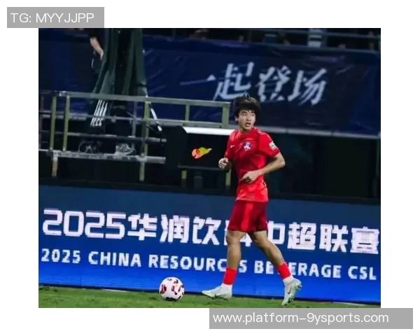 足球杨微微：从草根到明星的励志之路与成长故事